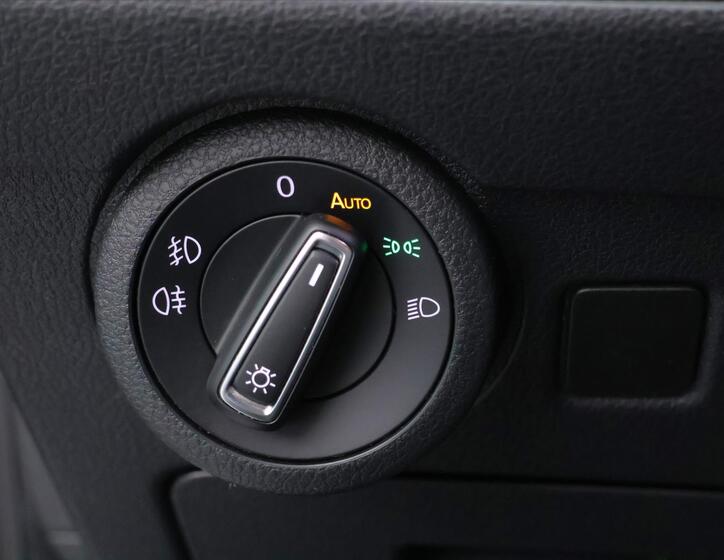 Volkswagen Multivan 21