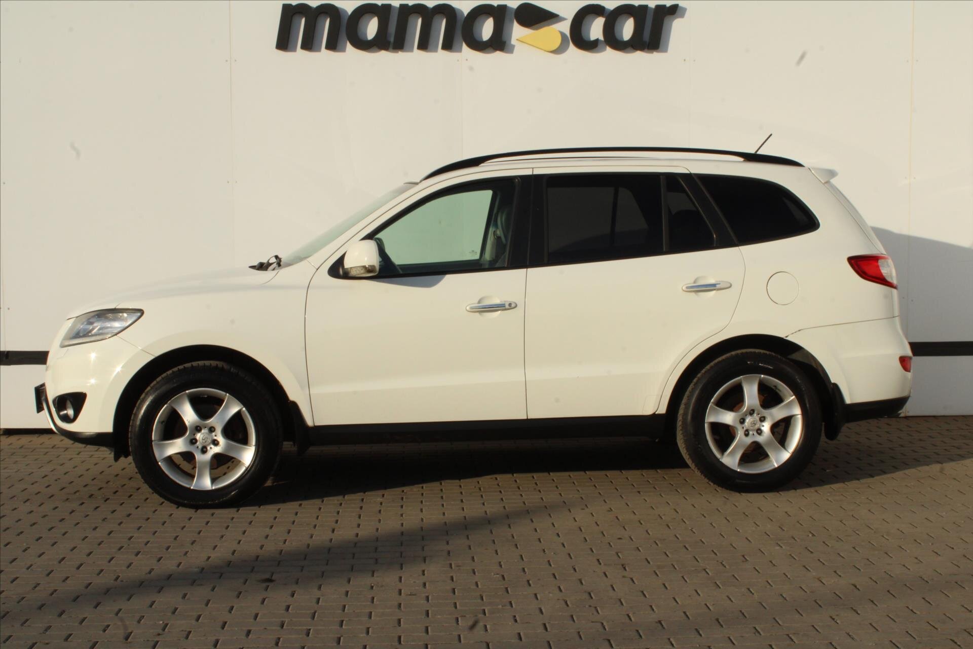 Hyundai Santa Fe SUV / Terénní 2,2 l 145 kw