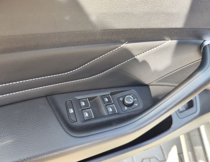 Volkswagen Passat Kombi 2,0 l 147 kw