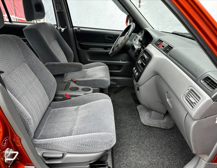 Honda CR-V Kombi 2,0 l 94 kw