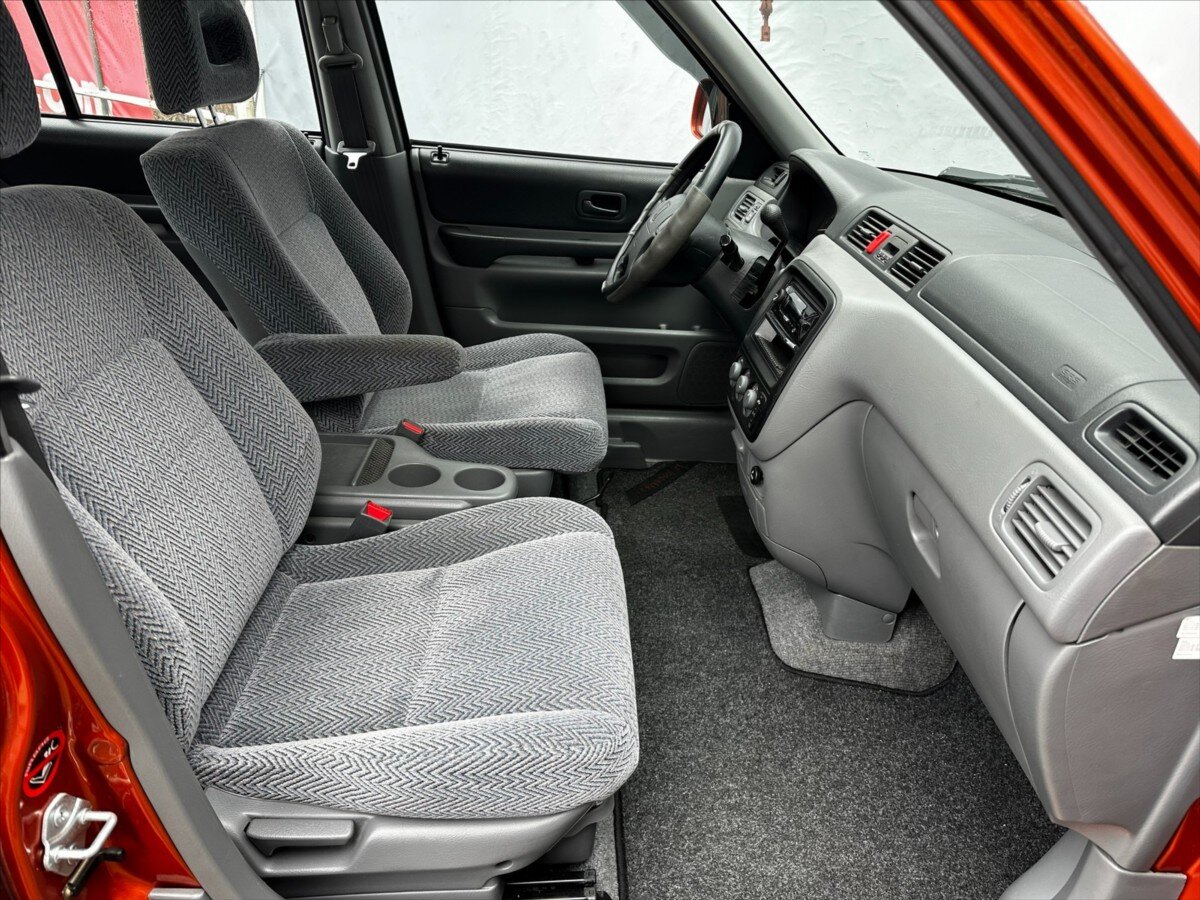 Honda CR-V Kombi 2,0 l 94 kw