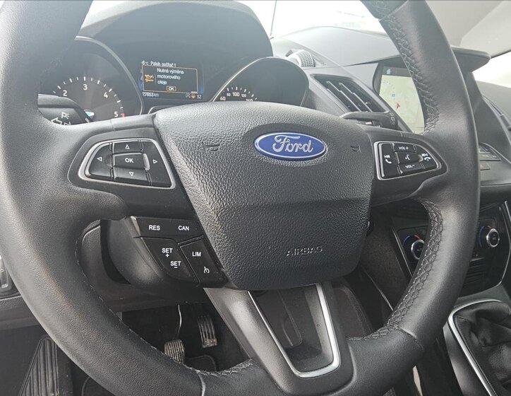 Ford Kuga 13