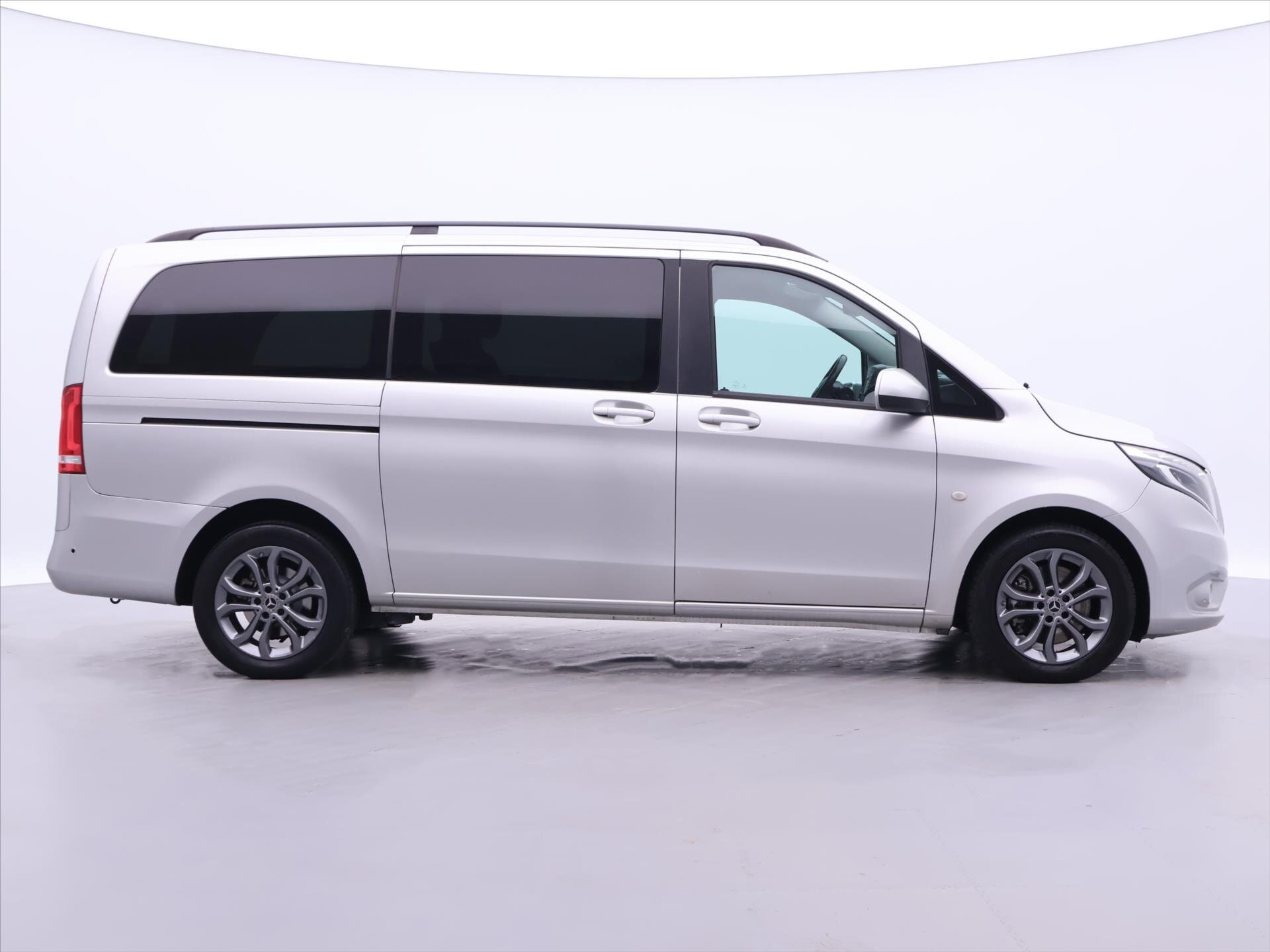 Mercedes-Benz Vito Kombi 2,1 l 140 kw