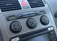 Volkswagen Touran 12