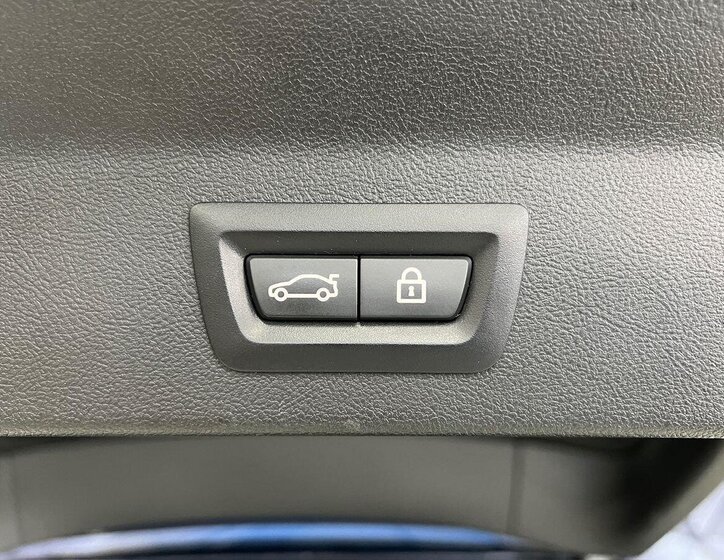 BMW X3 SUV 3,0 l 210 kw