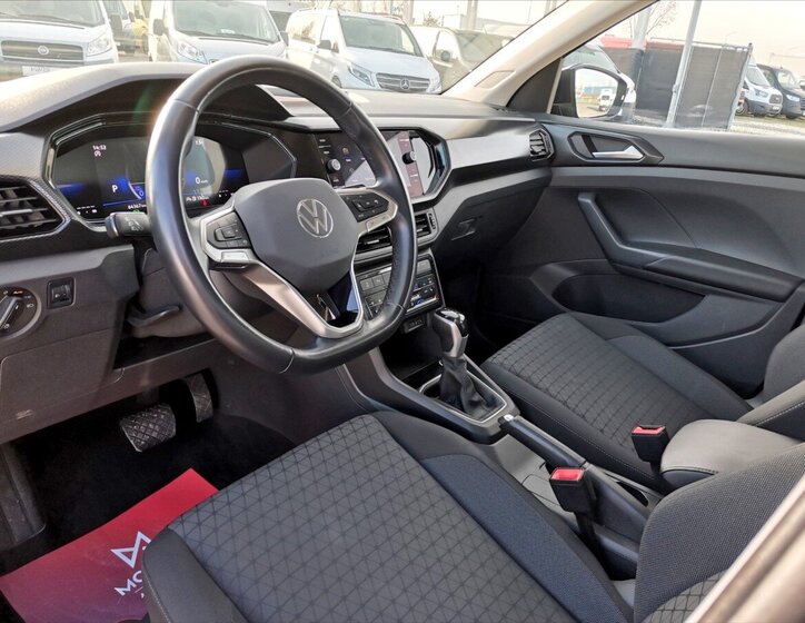 Volkswagen T-Cross Hatchback 999,0 81 kw