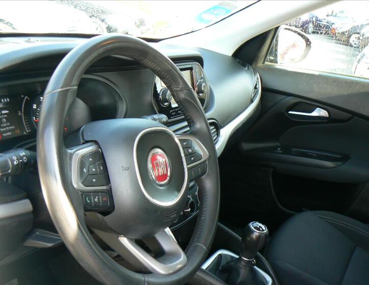 Fiat Tipo Hatchback 1,2 l 70 kw