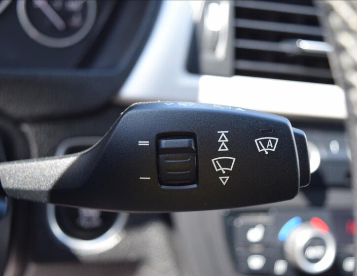 BMW Řada 3 Kombi 2,0 l 105 kw