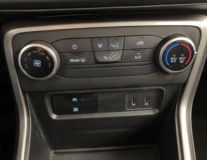 Ford EcoSport Hatchback 998,0 92 kw