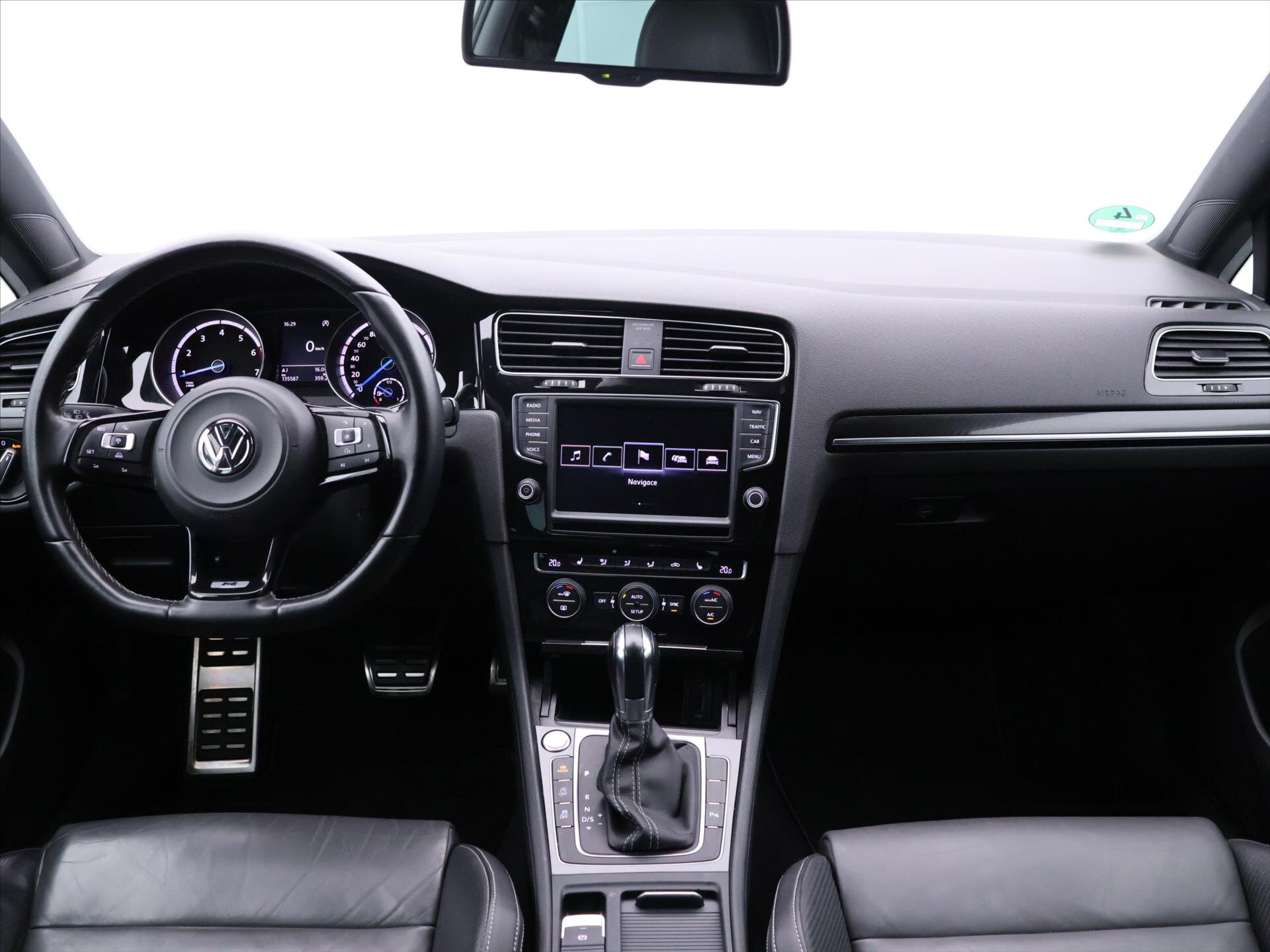 Volkswagen Golf Hatchback 2,0 l 221 kw