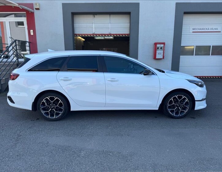 KIA Ceed Kombi 1,5 l 103 kw