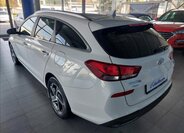 Hyundai i30 4