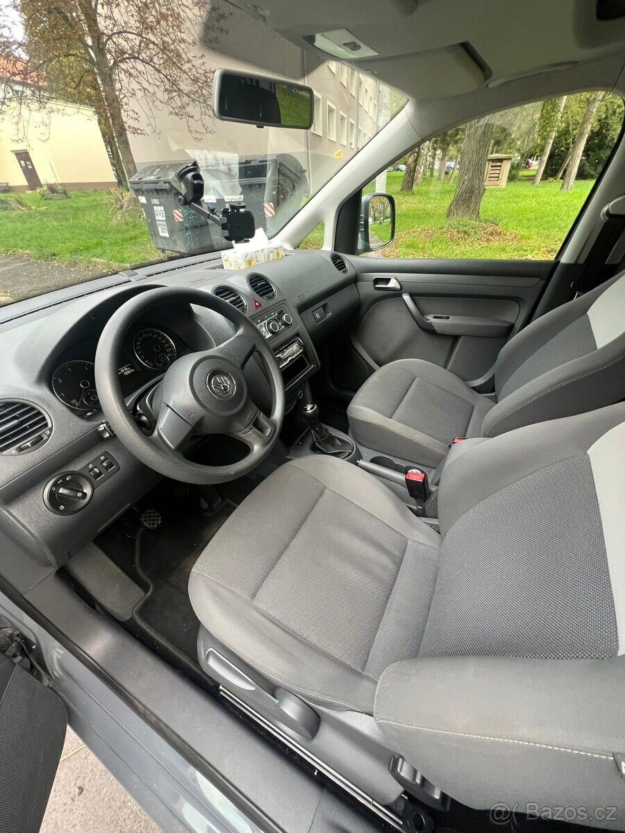 Volkswagen Caddy Kombi 1,6 l 75 kw