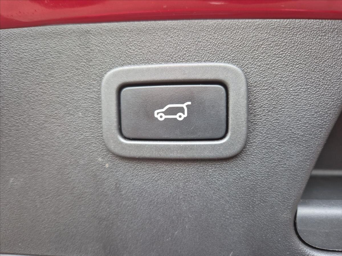 Jaguar E-Pace SUV 2,0 l 132 kw