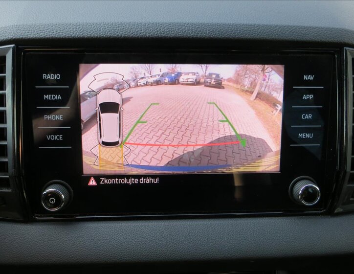 Škoda Karoq SUV / Terénní 2,0 l 85 kw