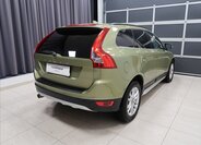 Volvo XC60 SUV / Terénní 2,4 l 120 kw