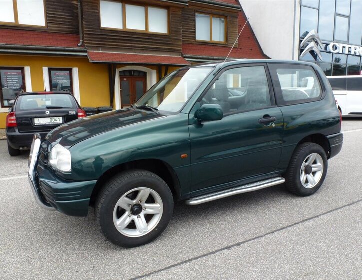 Suzuki Grand Vitara SUV / Terénní 2,0 l 94 kw