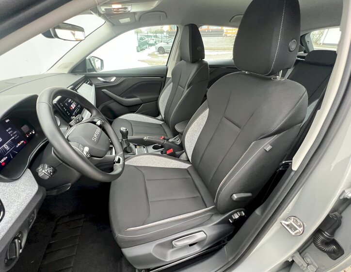 Škoda Scala Hatchback 1,0 l 85 kw