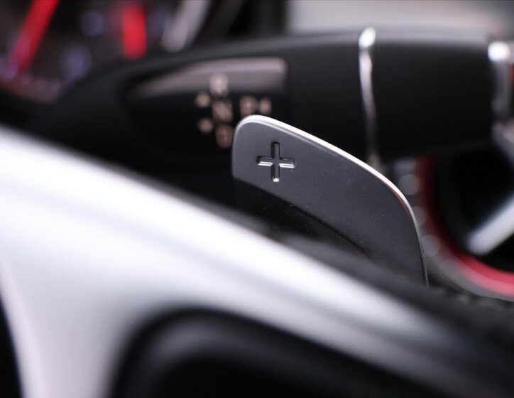 Mercedes-Benz CLA Kombi 2,0 l 155 kw