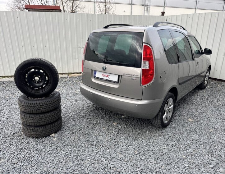 Škoda Roomster Kombi 1,2 l 51 kw