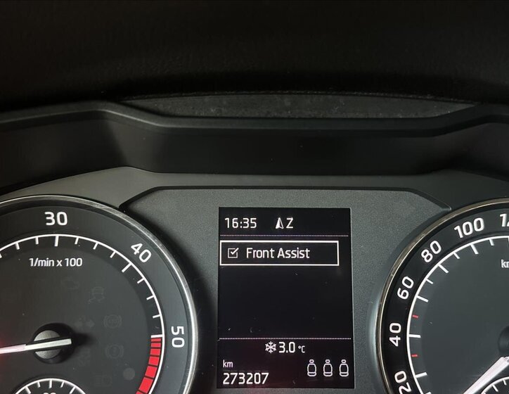 Škoda Superb Kombi 2,0 l 110 kw