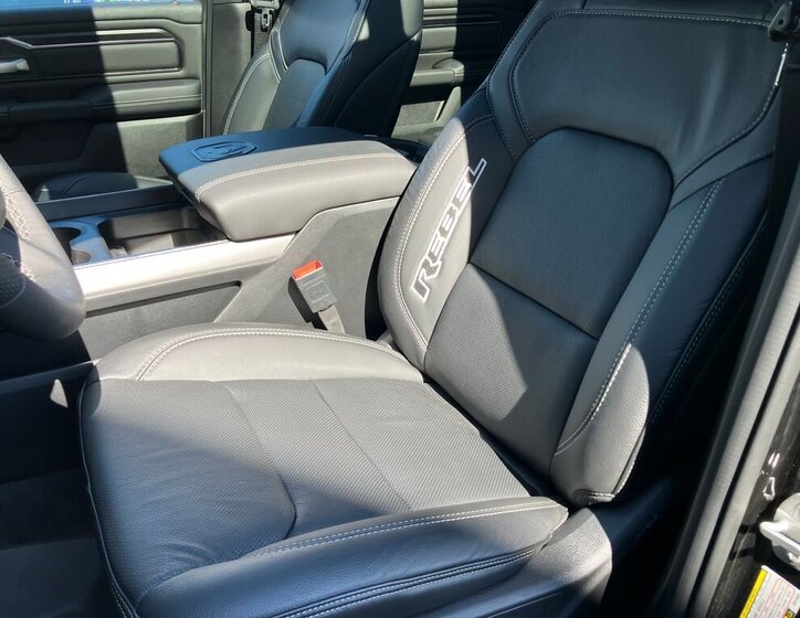 Dodge RAM Pick-up 3,0 l 313 kw