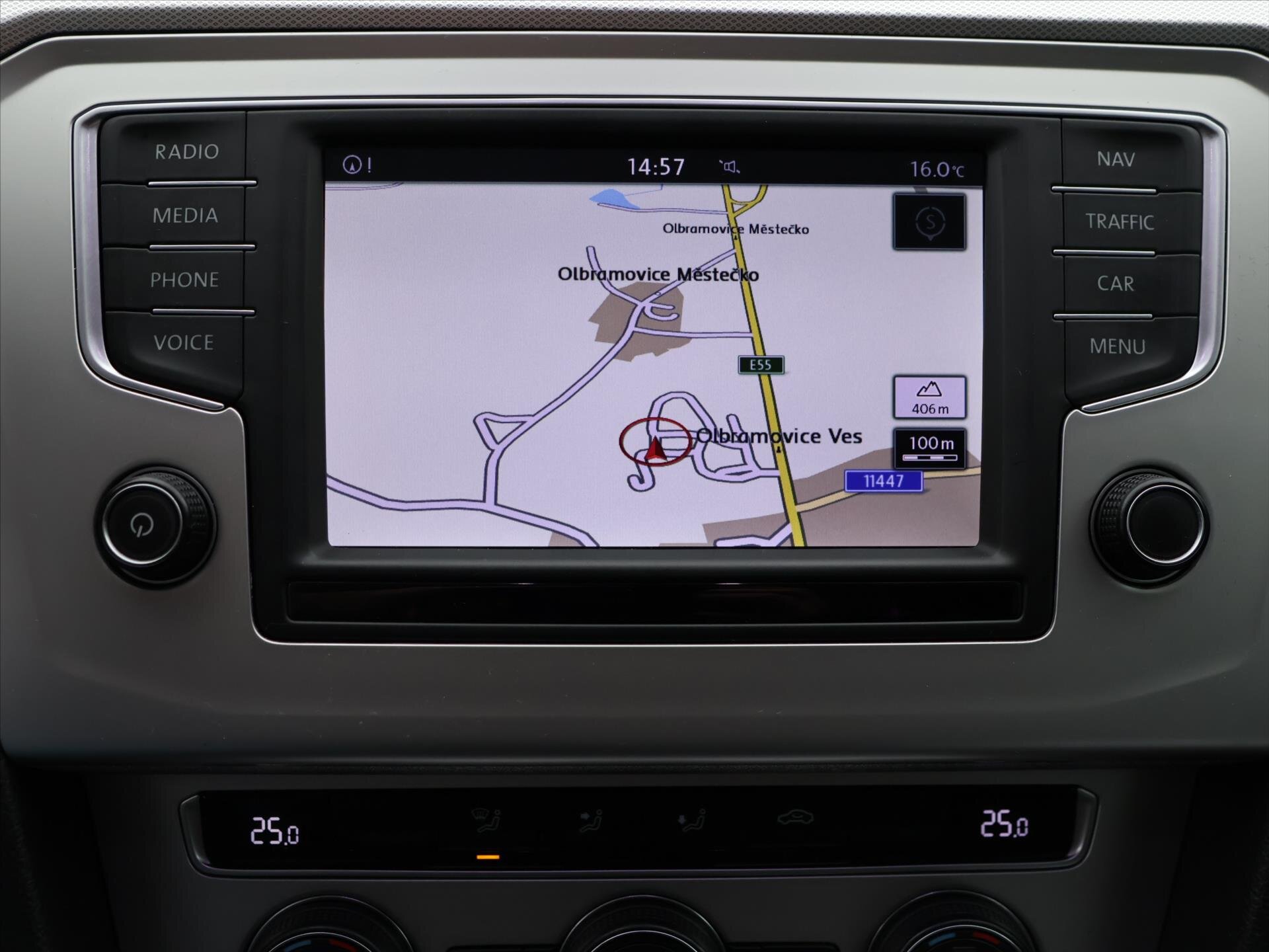 Volkswagen Passat Kombi 1,6 l 88 kw