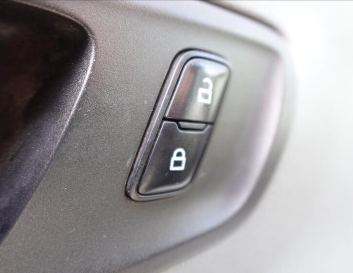 Ford Transit Ostatní 2,2 l 74 kw