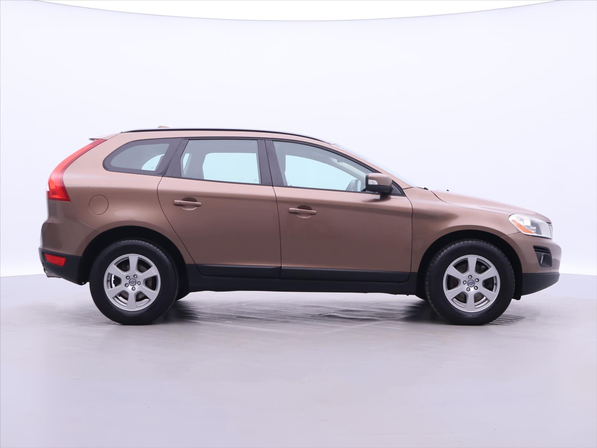 Volvo XC60 SUV 5,2 l 151 kw