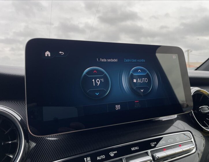 Mercedes-Benz Třídy V 49