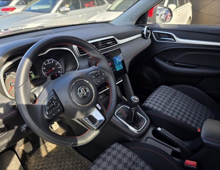 MG ZS Hatchback 1,5 l 78 kw