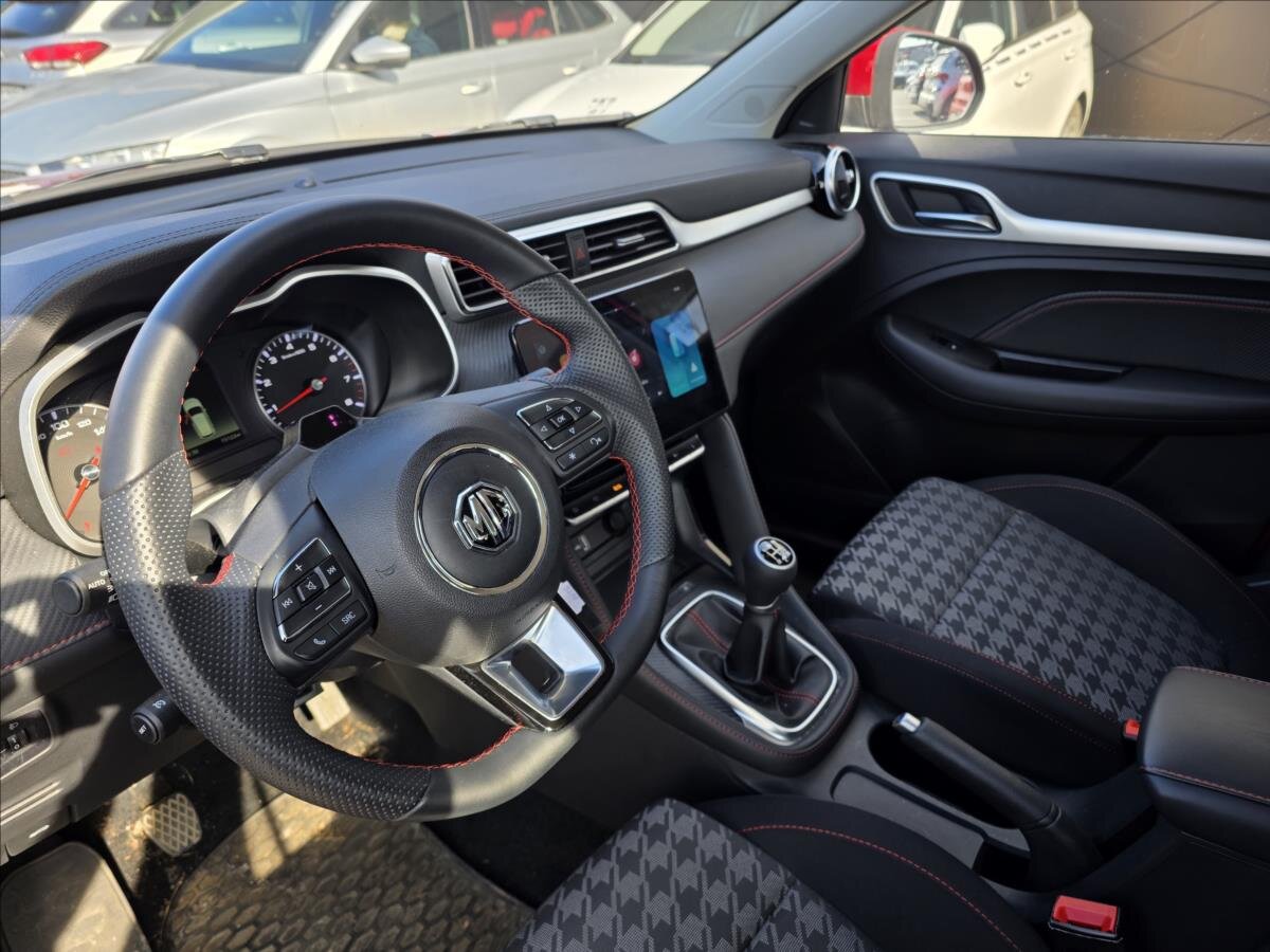 MG ZS Hatchback 1,5 l 78 kw
