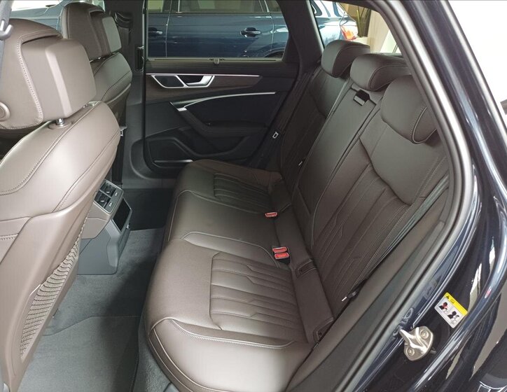 Audi A6 Allroad Kombi 3,0 l 253 kw