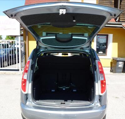 Škoda Roomster 18