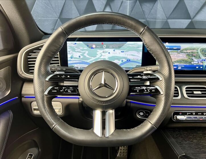 Mercedes-Benz GLS 13