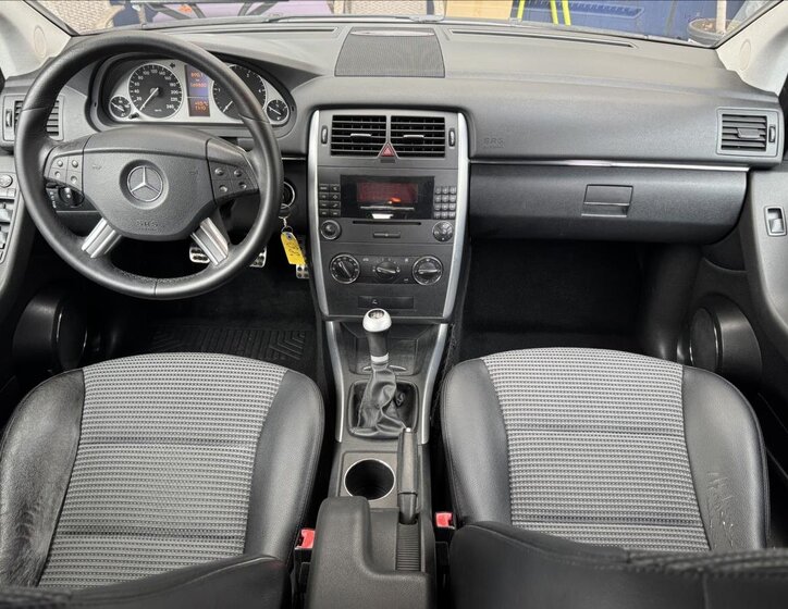 Mercedes-Benz Třídy B 38