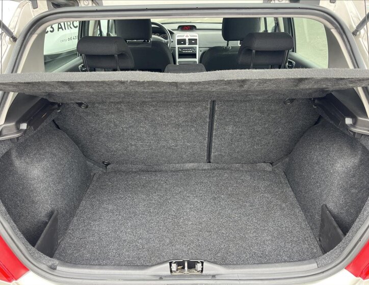 Peugeot 307 Hatchback 1,4 l 65 kw