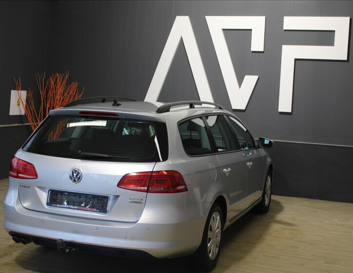 Volkswagen Passat Kombi 2,0 l 103 kw