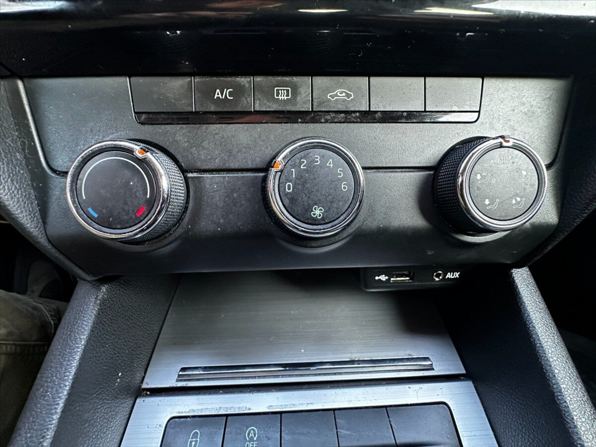 Škoda Octavia Sedan / Limuzína 1,4 l 81 kw