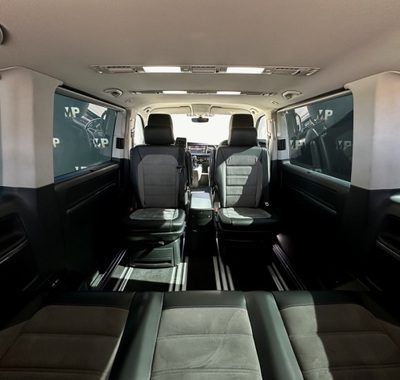 Volkswagen Multivan 21
