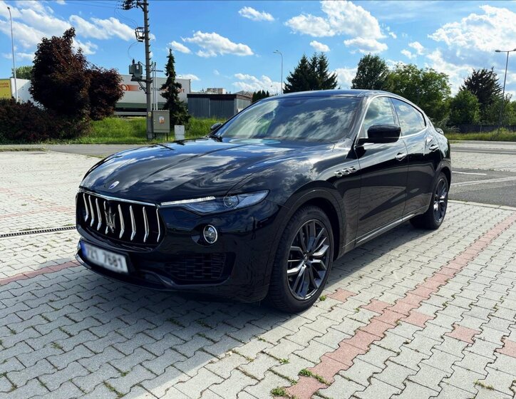Maserati Levante SUV / Terénní 3,0 l 257 kw
