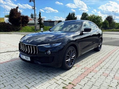 Maserati Levante SUV 3,0 l 257 kw