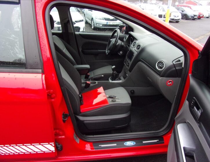 Ford Focus Hatchback 1,6 l 74 kw