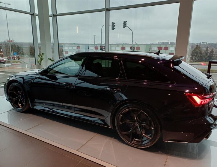 Audi RS 6 Kombi 4,0 l 463 kw