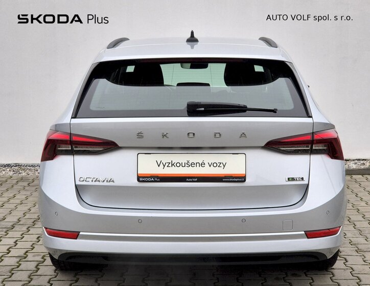Škoda Octavia 9