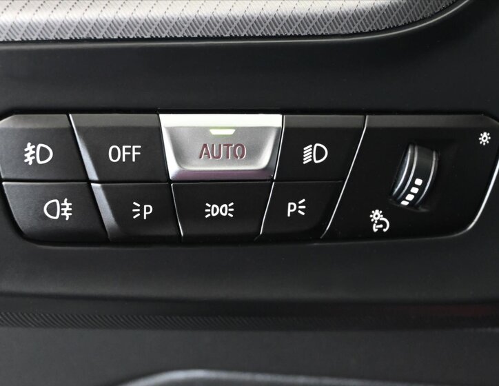 BMW Řada 2 Sedan 2,0 l 140 kw