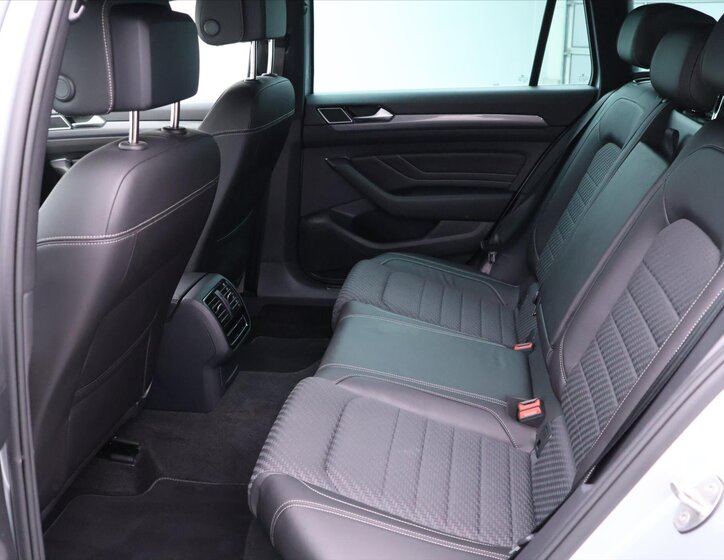 Volkswagen Passat Kombi 2,0 l 110 kw