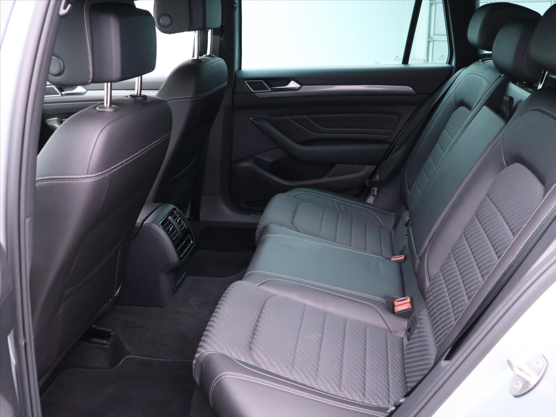 Volkswagen Passat Kombi 2,0 l 110 kw