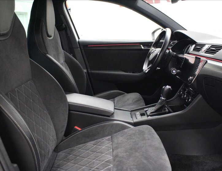 Škoda Superb Kombi 1,4 l 115 kw