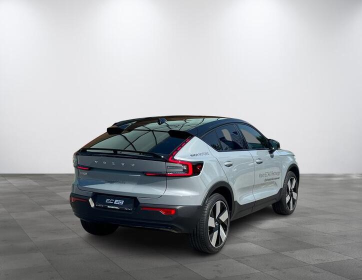 Volvo EC40 4